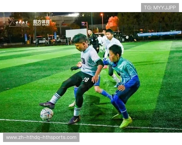 黔城竞技风云燃起篮球精神 点亮绿茵足球激情奋勇向前